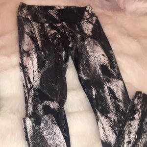 Under Armour compression tights size small